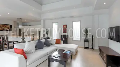RAW5742: Luxury Class Villa in Italian Style, Rawai. Photo #3