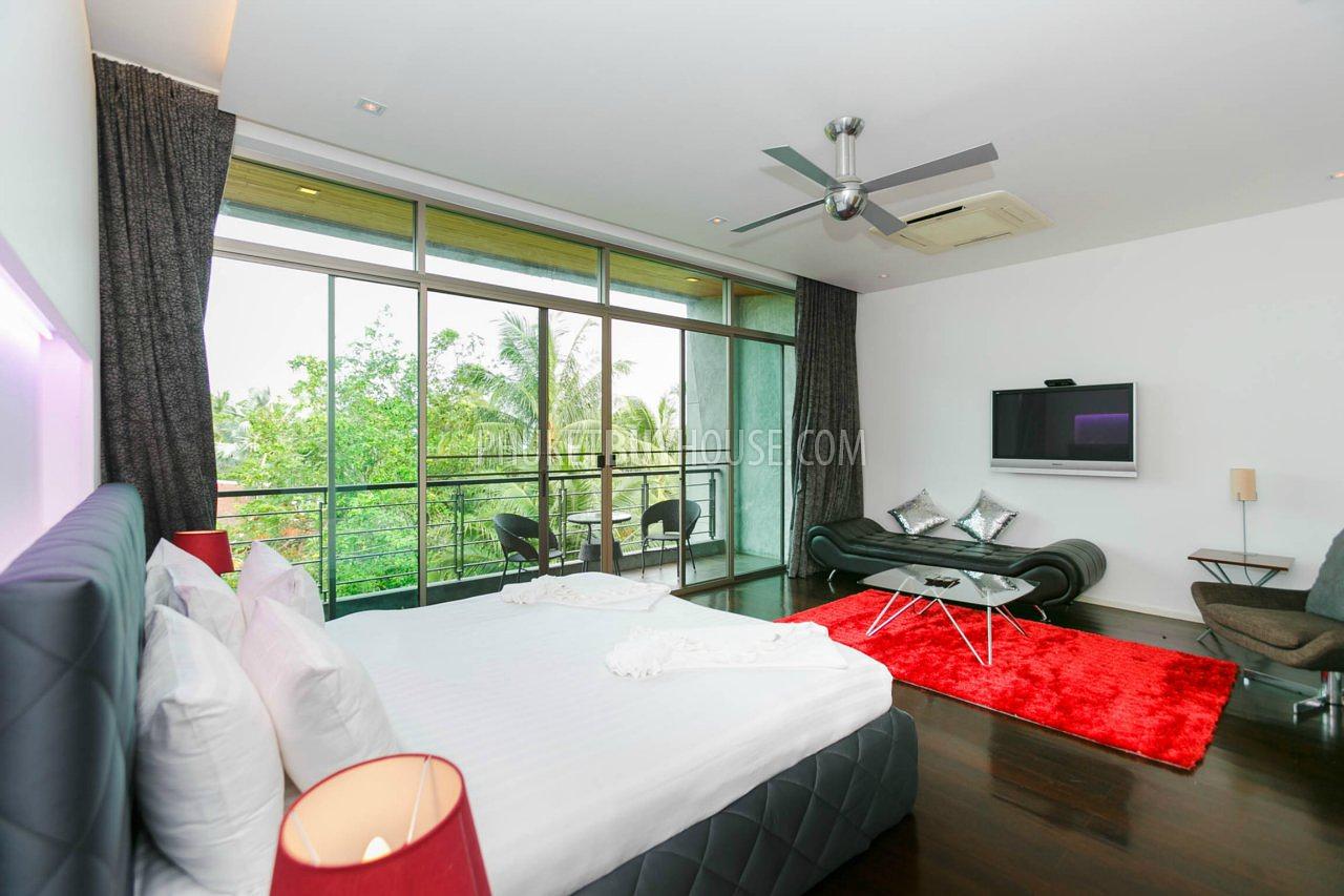 RAW5743: Luxurious 3- Bedroom Villa, Rawai Beach. Photo #24