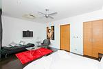 RAW5743: Luxurious 3- Bedroom Villa, Rawai Beach. Thumbnail #25
