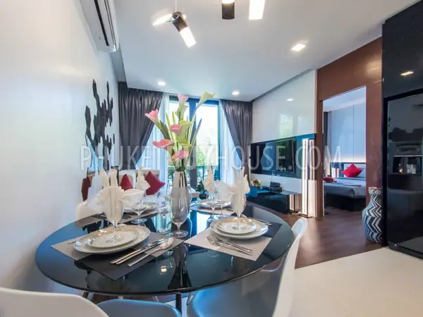 BAN5752: Magnificent 1 Bedroom Apartment with Sea side in Bang Tao. Fotoğraf #13