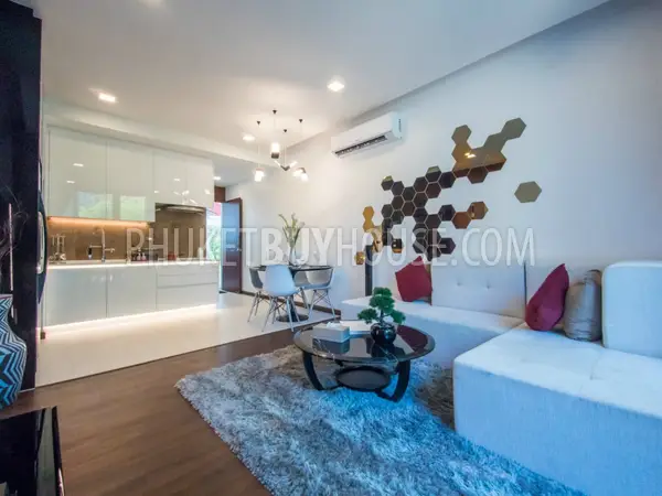 BAN5752: Magnificent 1 Bedroom Apartment with Sea side in Bang Tao. Fotoğraf #15