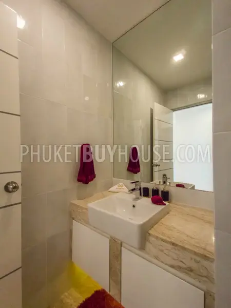 BAN5752: Magnificent 1 Bedroom Apartment with Sea side in Bang Tao. Fotoğraf #16