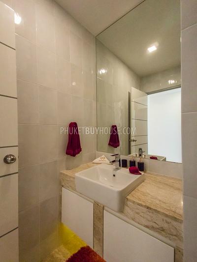 BAN5752: Magnificent 1 Bedroom Apartment with Sea side in Bang Tao. Photo #16