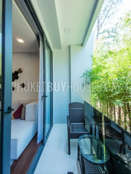 BAN5752: Magnificent 1 Bedroom Apartment with Sea side in Bang Tao. Fotoğraf #26