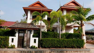 RAW5714: Luxury 6-Bedroom Villa in Peaceful Area, Rawai. Photo #31