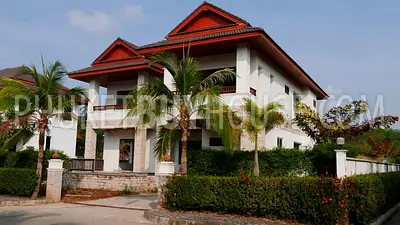 RAW5716: Elegant 4 Bedroom Pool Villa in Rawai. Фото #2