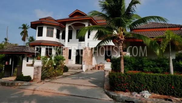 RAW5717: Spacious Villa with private Pool in Rawai. Фото #10