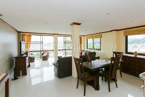 PAT5722: Exclusive 2-Bedroom Apartment in Heart of Patong. Photo #16