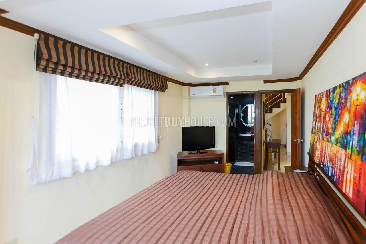 PAT5722: Exclusive 2-Bedroom Apartment in Heart of Patong. Photo #12