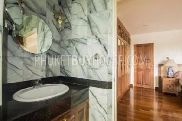 TAL5724: Beautiful Townhouse with 3 Bedroom with direct access to the channel. Photo #9