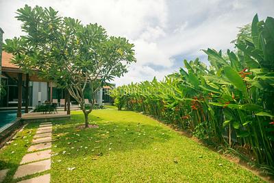 NAI5783: Wonderful Three-Bedroom Villa at Nai Harn. Photo #3