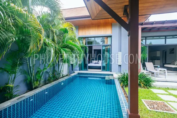 NAI5783: Wonderful Three-Bedroom Villa at Nai Harn. Photo #6