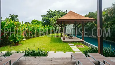 NAI5783: Wonderful Three-Bedroom Villa at Nai Harn. Fotoğraf #16