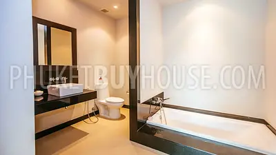 NAI5783: Wonderful Three-Bedroom Villa at Nai Harn. Fotoğraf #24