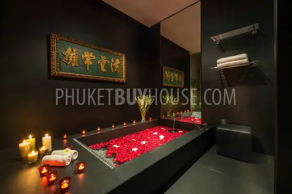 KAM5786: Luxury 4-Bedroom Villa in Kamala. Photo #5