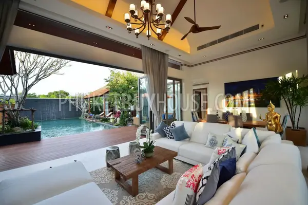 BAN5787: Fantastic 4- Bedroom Villa in Bang Tao. Fotoğraf #1