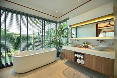 BAN5787: Fantastic 4- Bedroom Villa in Bang Tao. Photo #7