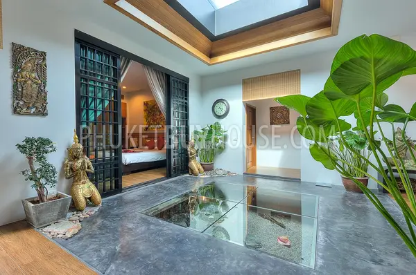 NAI5788: Elegant 3 Bedroom Villa in Nai Harn. Photo #15