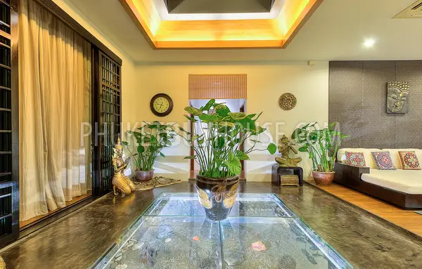 NAI5788: Elegant 3 Bedroom Villa in Nai Harn. Photo #16