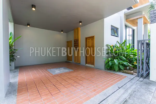 NAI5788: Elegant 3 Bedroom Villa in Nai Harn. Photo #23