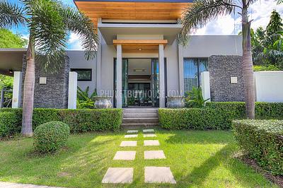 NAI5788: Elegant 3 Bedroom Villa in Nai Harn. Photo #26