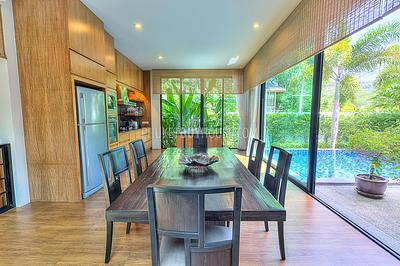 NAI5788: Elegant 3 Bedroom Villa in Nai Harn. Photo #35