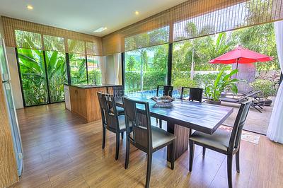 NAI5788: Elegant 3 Bedroom Villa in Nai Harn. Photo #36