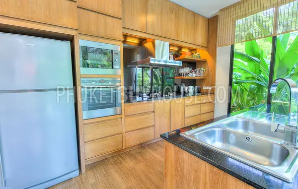 NAI5788: Elegant 3 Bedroom Villa in Nai Harn. Photo #37