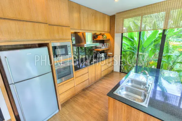 NAI5788: Elegant 3 Bedroom Villa in Nai Harn. Photo #38