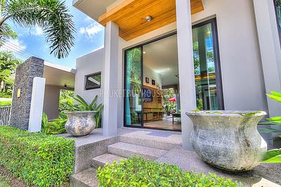 NAI5788: Elegant 3 Bedroom Villa in Nai Harn. Photo #39