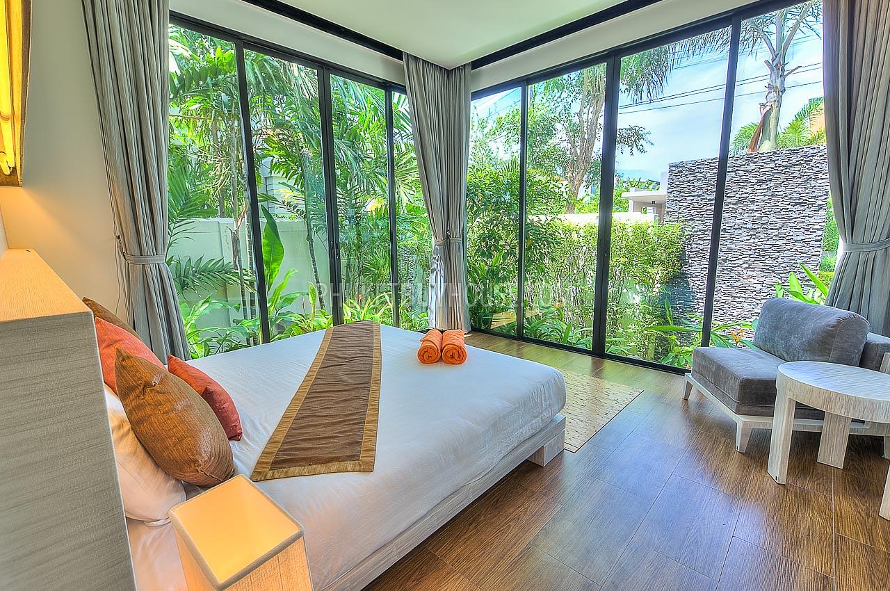NAI5788: Elegant 3 Bedroom Villa in Nai Harn. Photo #41