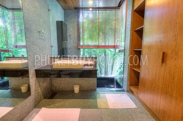 NAI5788: Elegant 3 Bedroom Villa in Nai Harn. Photo #47