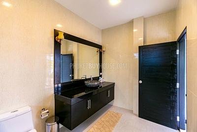 BAN5789: Wonderful 4-Bedroom Villa in Bang Tao. Photo #13