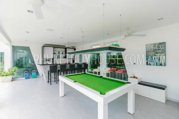 NAI5791: Modern 5-Bedroom Villa in Nai Harn. Photo #6