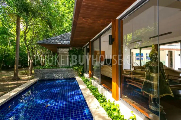 RAW5800: Magnificent Villa with Contemporary Design and Tranquility Environment. Fotoğraf #1