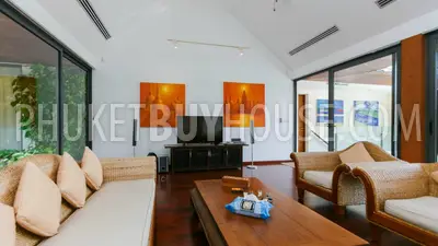 RAW5800: Magnificent Villa with Contemporary Design and Tranquility Environment. Photo #3