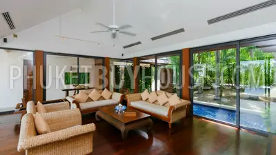 RAW5800: Magnificent Villa with Contemporary Design and Tranquility Environment. Photo #4