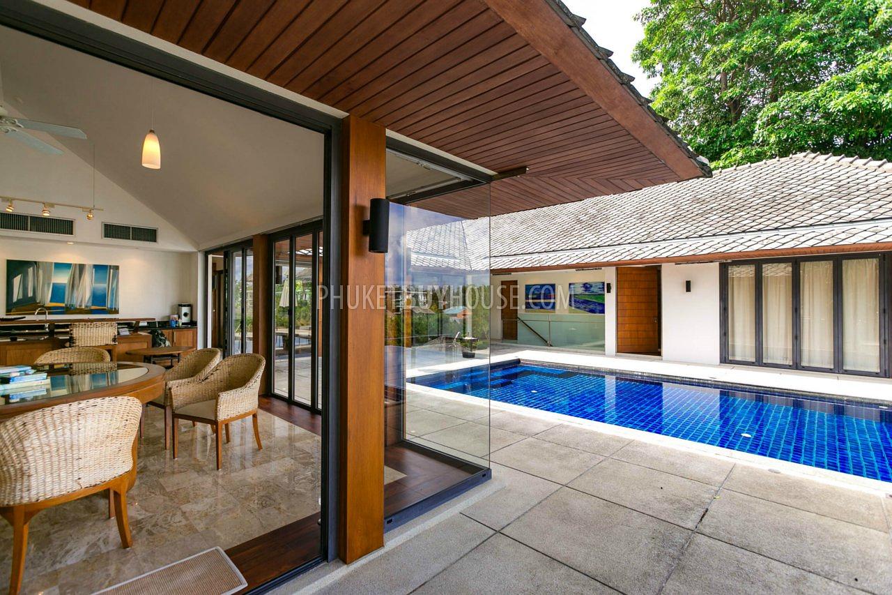 RAW5800: Magnificent Villa with Contemporary Design and Tranquility Environment. Photo #8