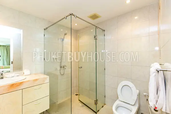 KAT5768: HOT DEAL!!! 2 Bedroom Apartment in Kata Beach. Photo #18