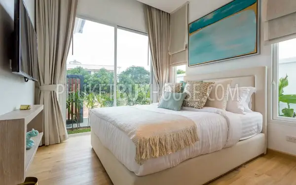 KAM5771: Marvelous 3-Bedroom Pool Villa in gated complex within 1 km to Kamala beach. Photo #3