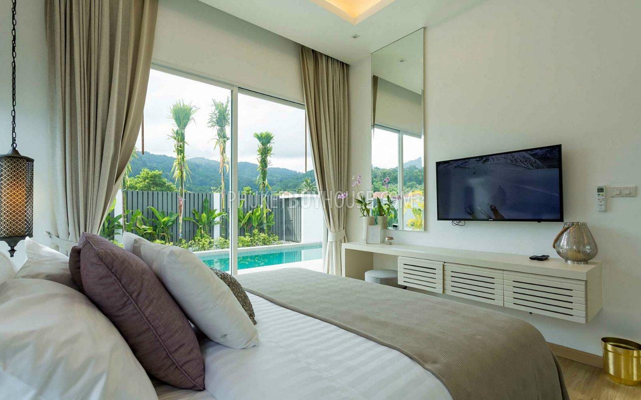 KAM5771: Marvelous 3-Bedroom Pool Villa in gated complex within 1 km to Kamala beach. Photo #5