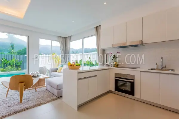 KAM5771: Marvelous 3-Bedroom Pool Villa in gated complex within 1 km to Kamala beach. Photo #15