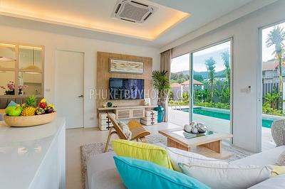 KAM5771: Marvelous 3-Bedroom Pool Villa in gated complex within 1 km to Kamala beach. Photo #24