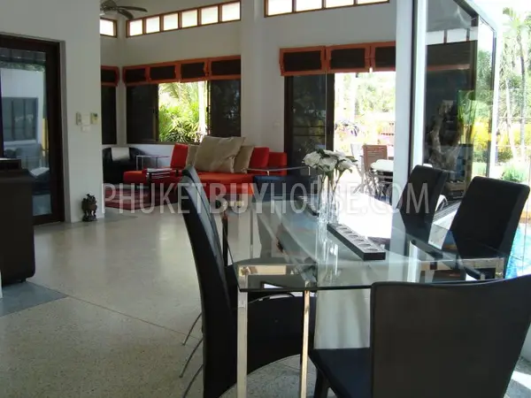 RAW5823: Amazing Pool Villa in Rawai. Photo #6