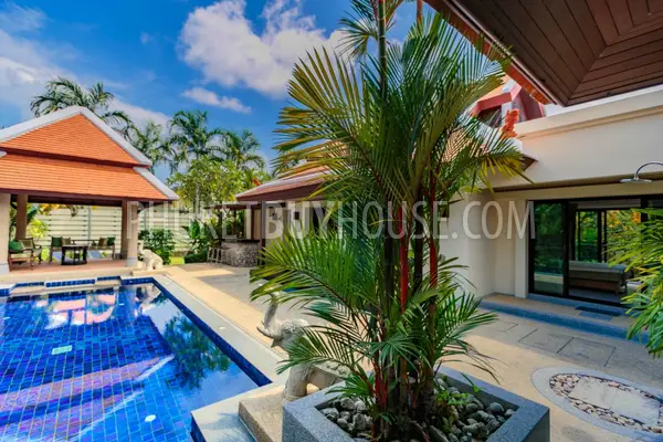 NAI5824: Contemporary Villa is 350 sqm near Naiharn Beach. Photo #2