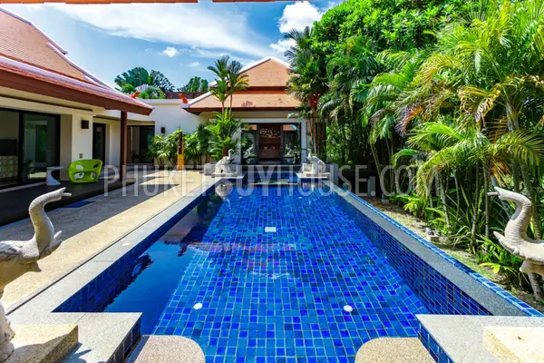 NAI5824: Contemporary Villa is 350 sqm near Naiharn Beach. Photo #4