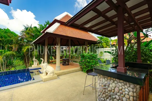 NAI5824: Contemporary Villa is 350 sqm near Naiharn Beach. Photo #8