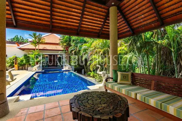 NAI5824: Contemporary Villa is 350 sqm near Naiharn Beach. Photo #12