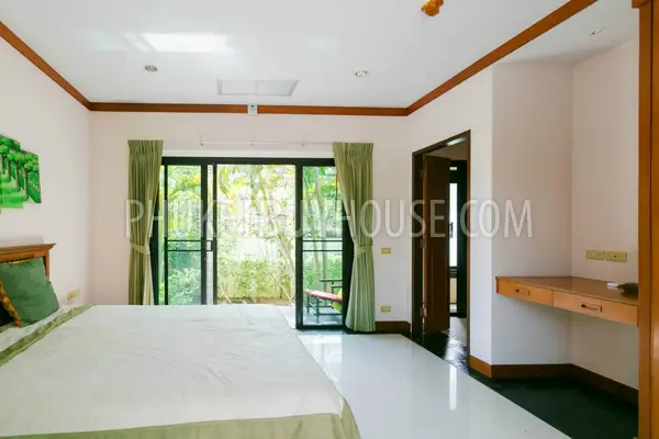 NAI5824: Contemporary Villa is 350 sqm near Naiharn Beach. Photo #23