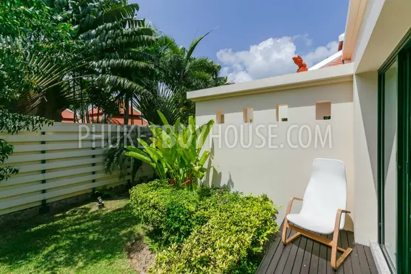 NAI5824: Contemporary Villa is 350 sqm near Naiharn Beach. Photo #28
